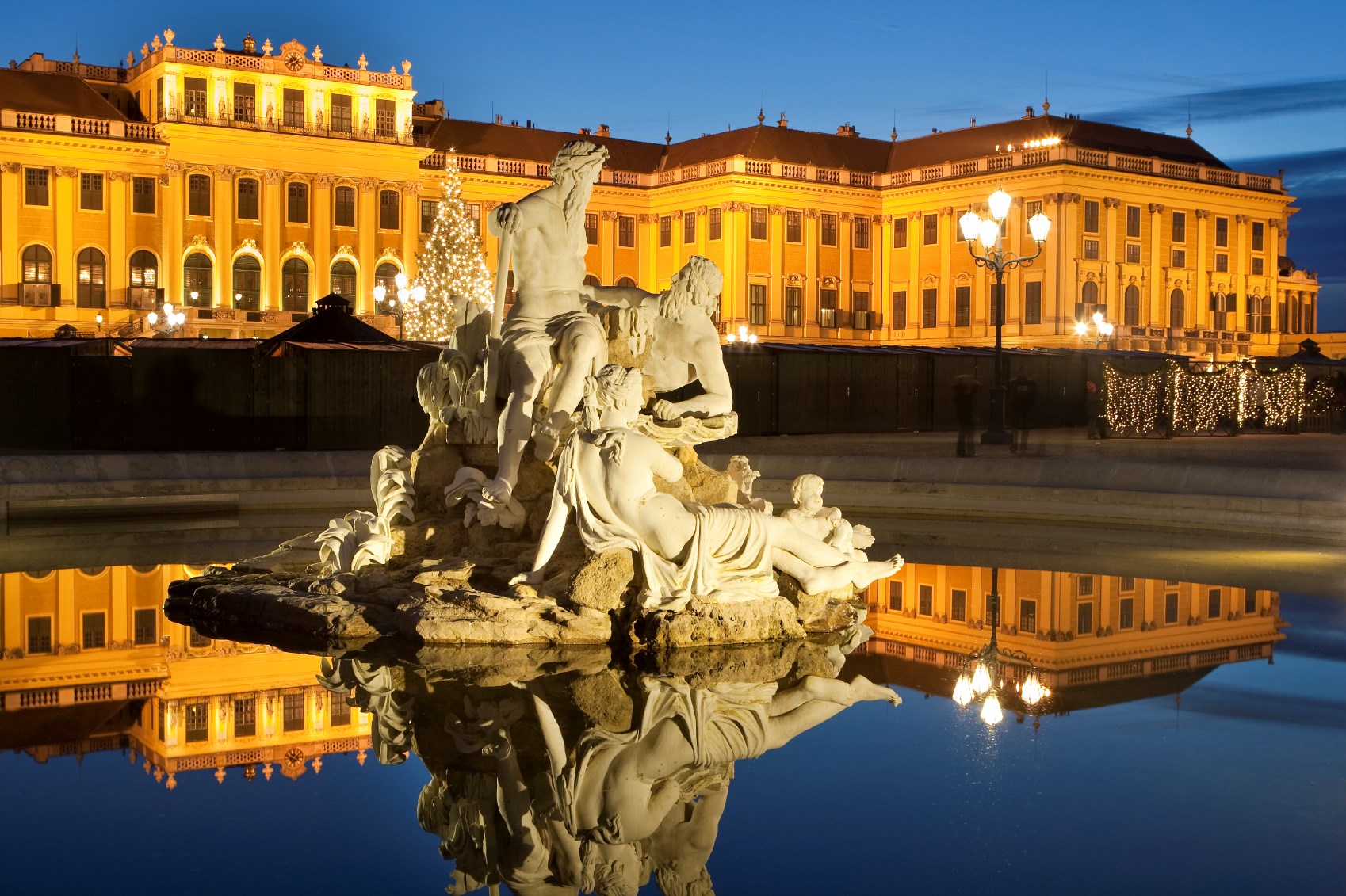 Oud en Nieuw vieren in Wenen! Carolus Reizen Oud en Nieuw vieren in Wenen! Carolus Reizen